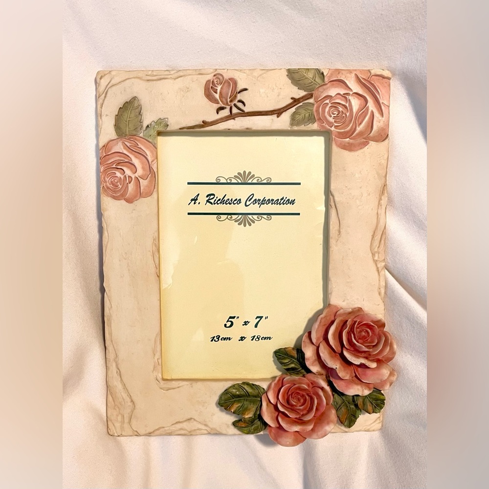 *EUC* A. Richesco Coporation Photo/Picture Frame - 5"x7" - Pink - Rose 3D Resin